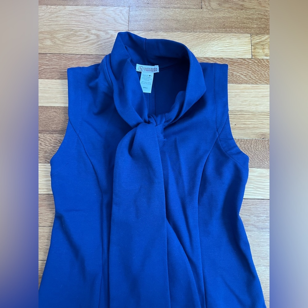 Maven Women Tie-Neck shirt size S